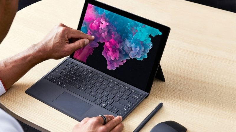 قدرت درگاه‌ها در تبلت مایکروسافت Surface Pro 7